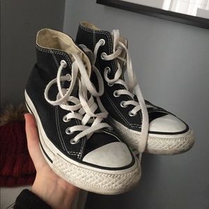 Black converse